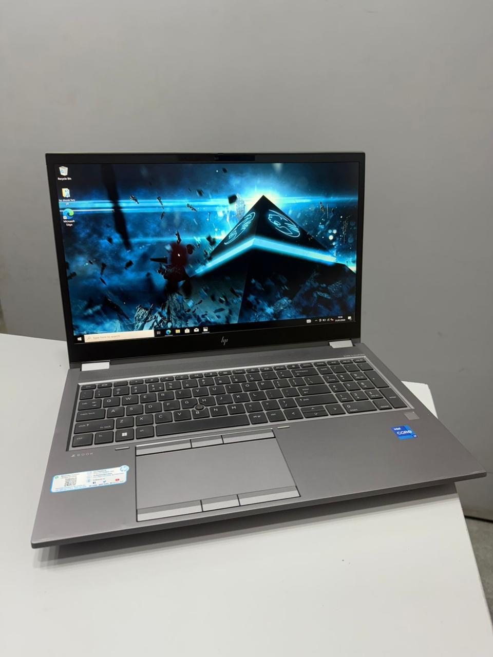 Laptop Rental Services in Raj Nagar Extension